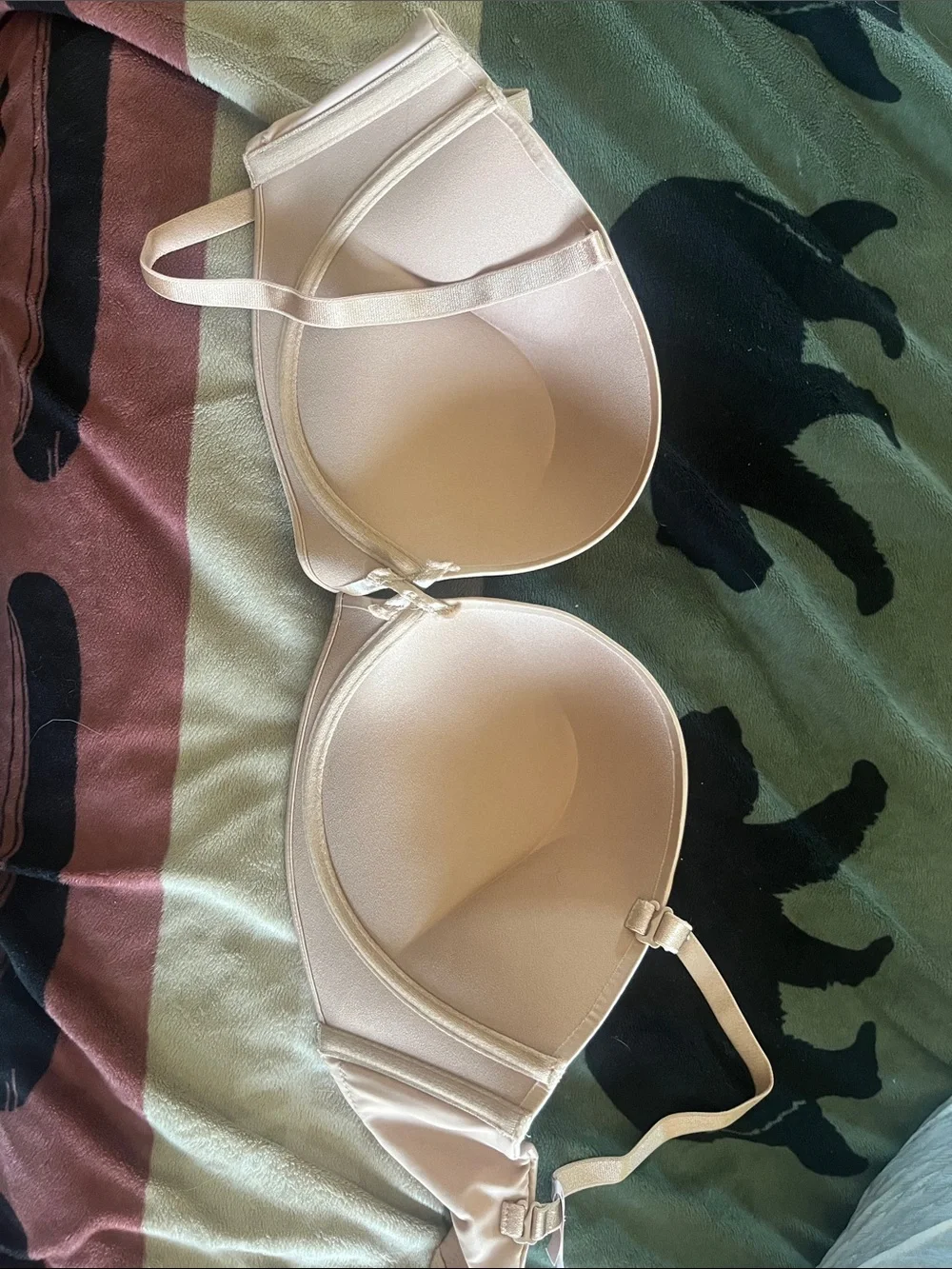 Victoria secret bombshellSmooth Nude Convertible Strap Bra - Picture 3 of 3